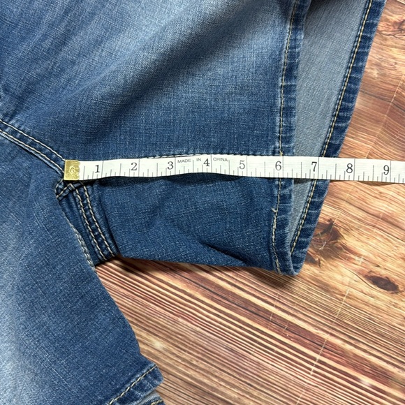 Seven7 Brand Denim Shorts - Picture 6 of 9